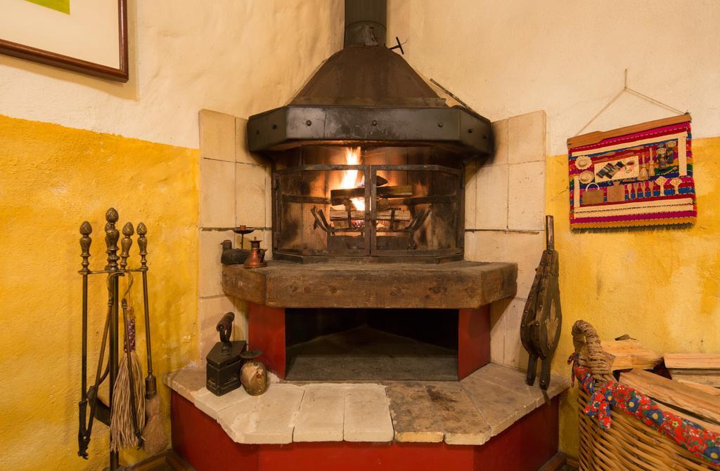 סנטו אנטוניו דו פינהאל Pousada Chales Da Casa Centenaria מראה חיצוני תמונה