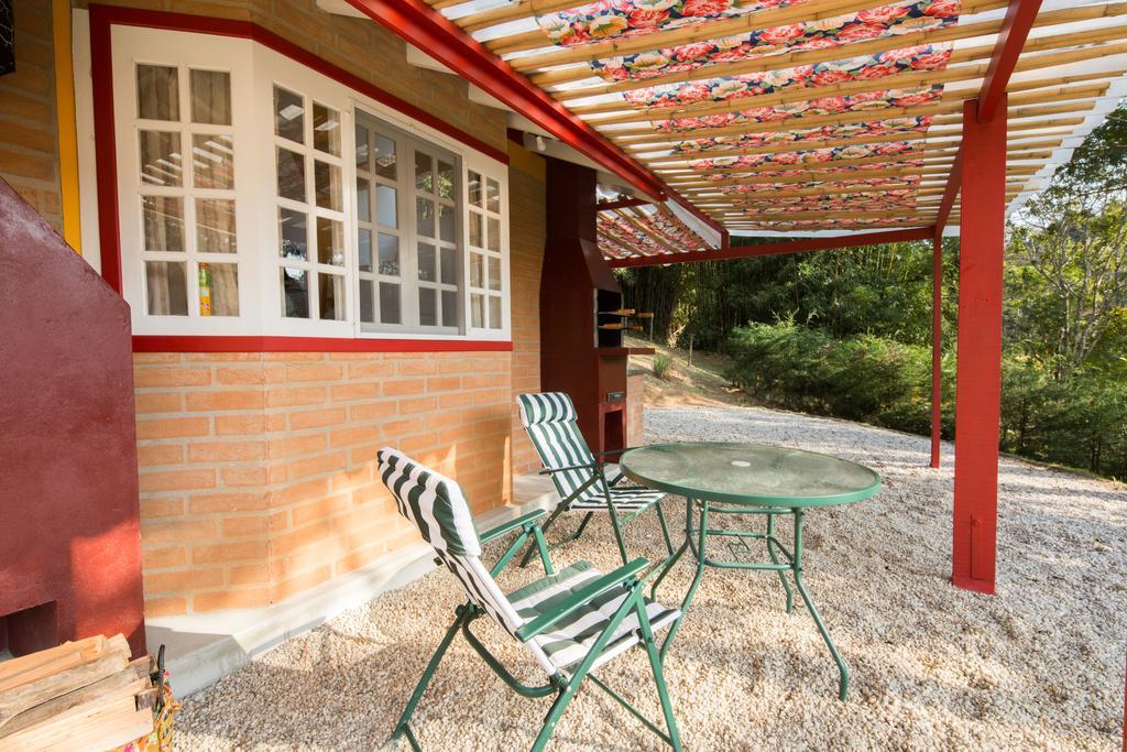 סנטו אנטוניו דו פינהאל Pousada Chales Da Casa Centenaria מראה חיצוני תמונה