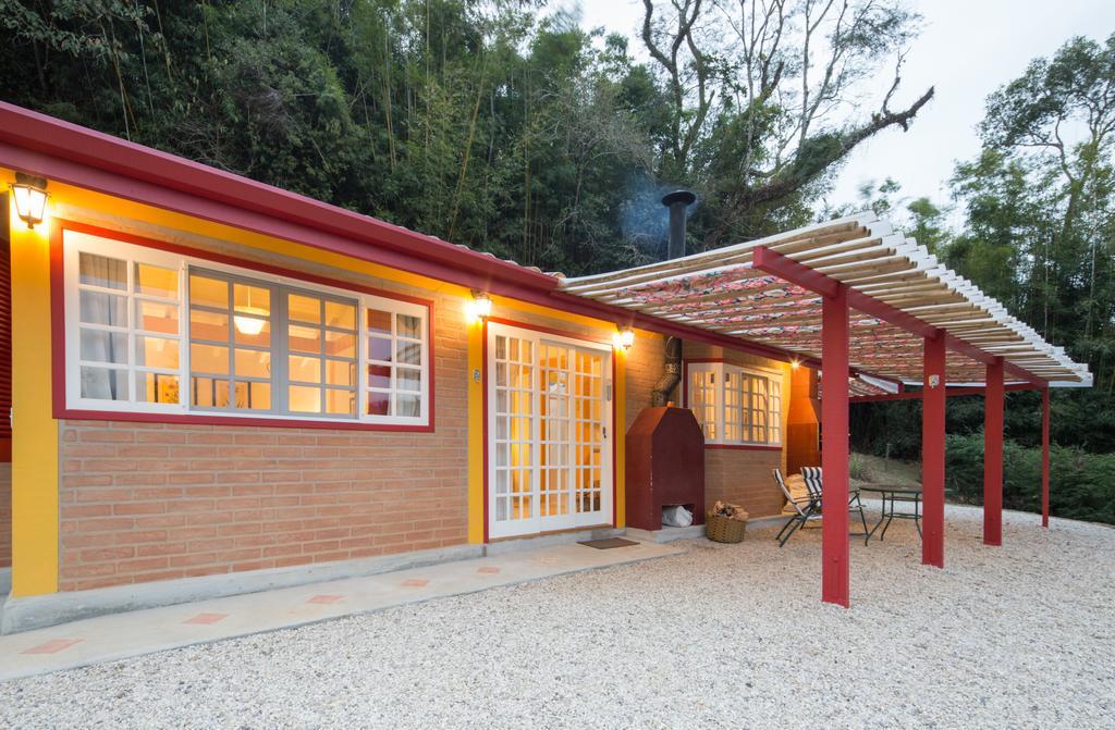סנטו אנטוניו דו פינהאל Pousada Chales Da Casa Centenaria מראה חיצוני תמונה