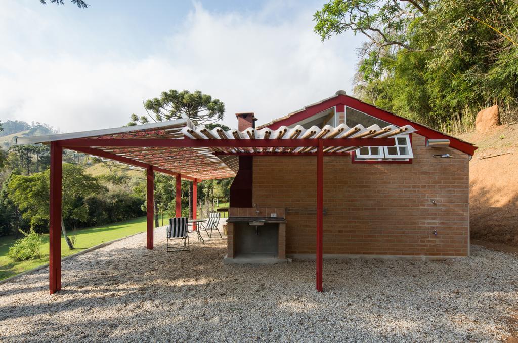 סנטו אנטוניו דו פינהאל Pousada Chales Da Casa Centenaria מראה חיצוני תמונה