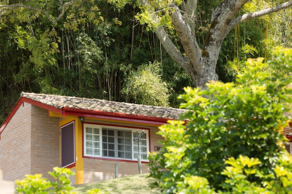 סנטו אנטוניו דו פינהאל Pousada Chales Da Casa Centenaria מראה חיצוני תמונה